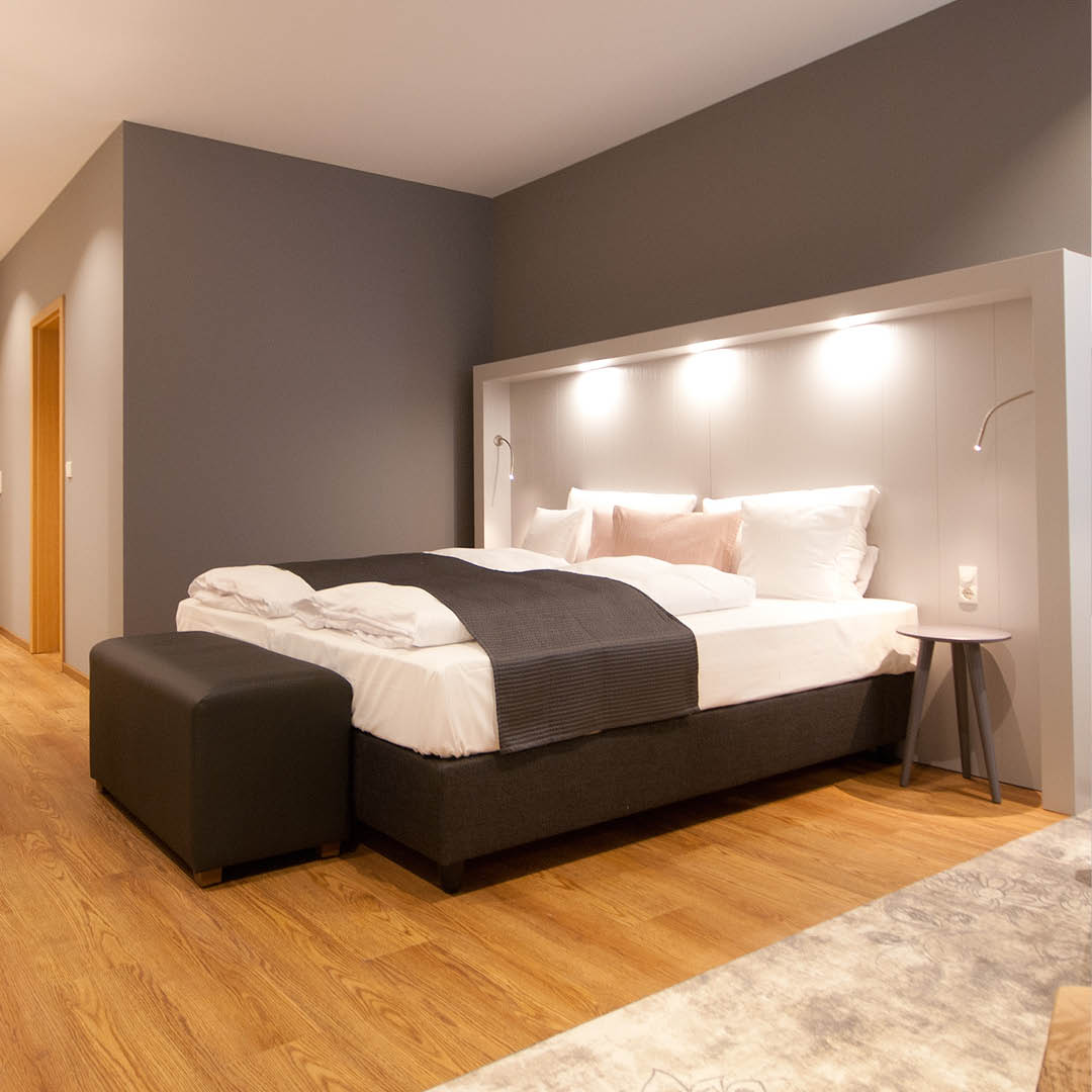 ZMH - IG FEED - Mehrgeschossiger Wohnbau - 2022 - Hotel Marienburg - 06