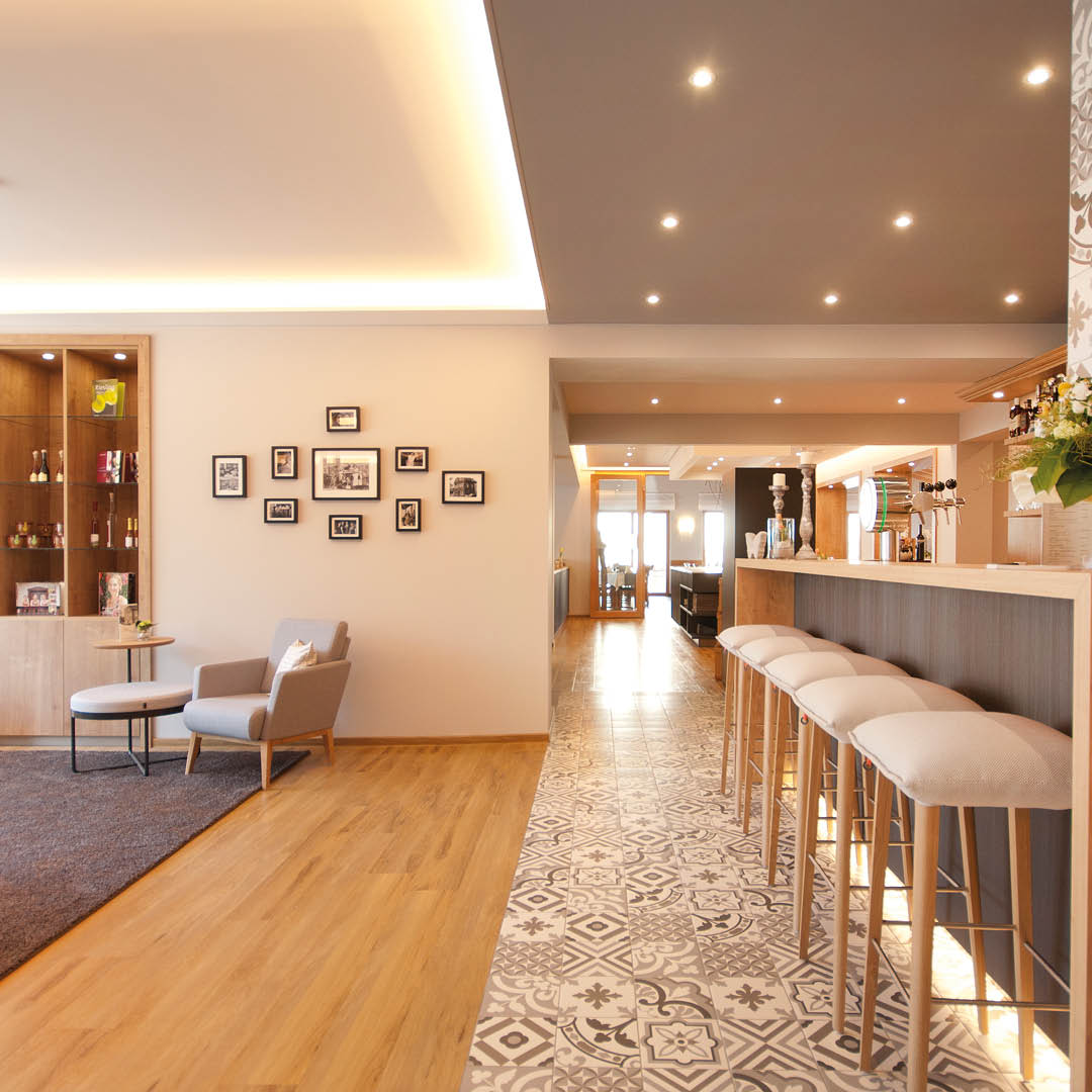 ZMH - IG FEED - Mehrgeschossiger Wohnbau - 2022 - Hotel Marienburg - 07